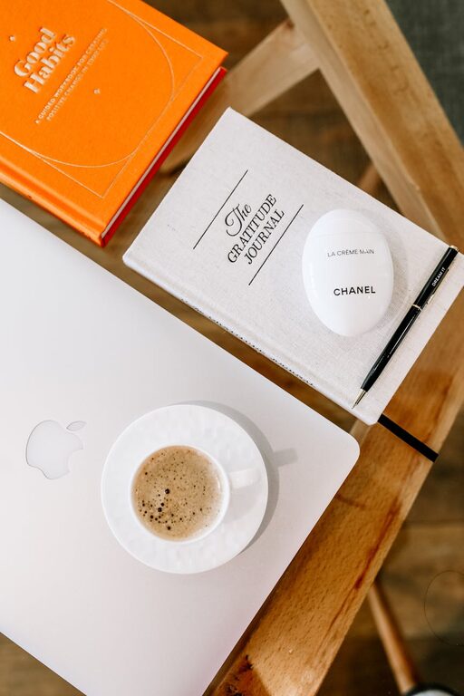 How to Start a Gratitude Journal: A Simple Guide for Beginners